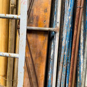 Lote de Estructuras Metálicas y Madera para Ferias - imagen 4