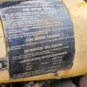 Compresor Deutz Modelo 383 R Amarillo - imagen 3