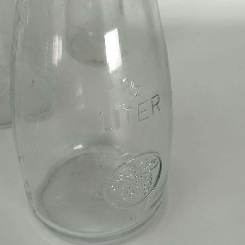 Seis piezas de vidrio transparente para vino - imagen 3