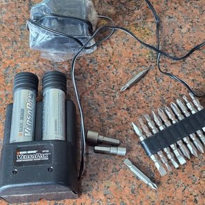 Taladro Inalámbrico Black & Decker 7.2V Cordless Drill Kit - imagen 4