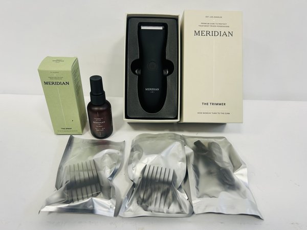Máquina Cortapelo Meridian con Aceite Limpiador y Accesorios