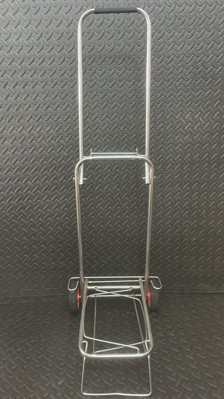 Carrito multi uso de metal con ruedas - imagen 3