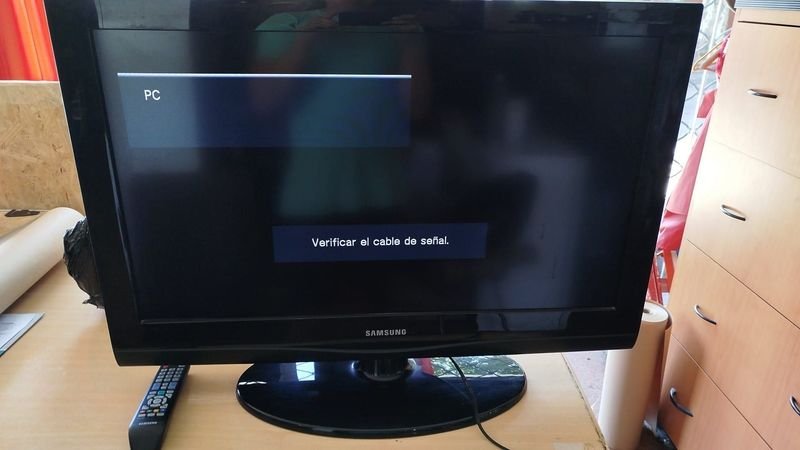 TV Samsung 32 pulgadas en buen estado - imagen 2