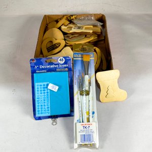 Lote anterior: Lote de Adornos de Madera y Pinceles para Manualidades