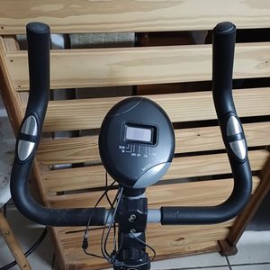 Bicicleta Ergométrica de Ejercicio con Control de Resistencia - imagen 4