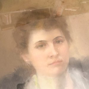 Retrato de Dama al Óleo en Marco Dorado - 70 x 60 cm - imagen 3