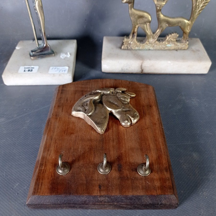 Figuras de bronce y madera con base en mármol - imagen 3