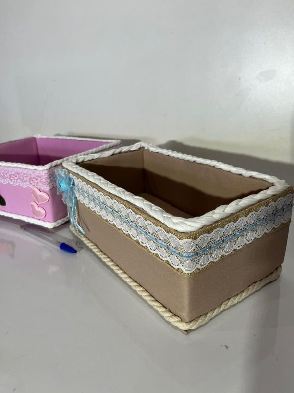 Set de cajas organizadoras artesanales con corazones y guía celeste - imagen 2