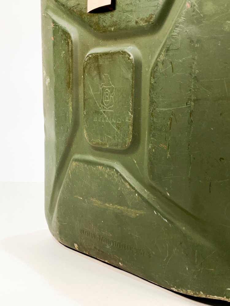 Tanque de combustible en chapa color verde con monograma Bellino - imagen 3