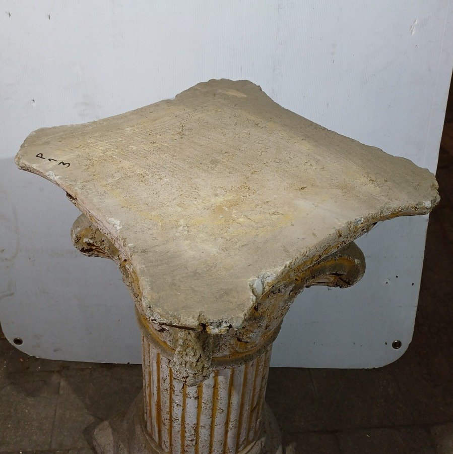 Columna griega de pedestal en concreto - imagen 6