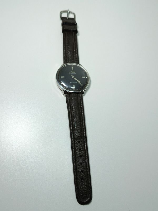 Lote anterior: Reloj Mido Ocean Star Power Wind Automático