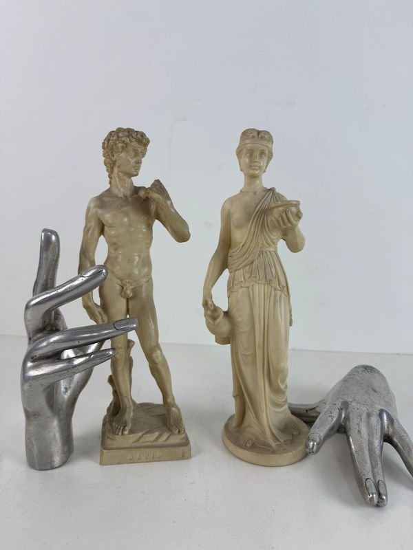 Item 896851 - Image 0