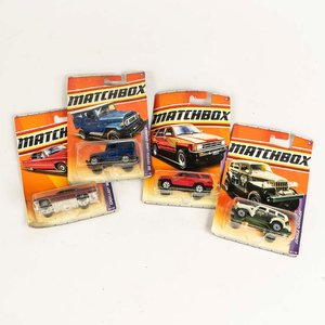 4 autos colección Matchbox en su blister original  - imagen 1