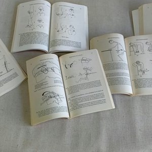 Lote de 5 libros sobre Síndromes Dolorosos: Tobillo y Pie, Rodilla, Cuello y Brazo, Hombro, Mano - imagen 3