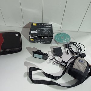 Cámara Digital Nikon Coolpix S3400 con Accesorios y Estuche - imagen 4