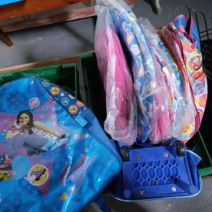 Lote siguiente: Lote de Mochilas Escolares para Niños Nuevas