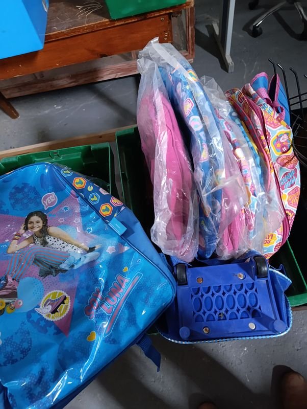 Lote de Mochilas Escolares para Niños Nuevas