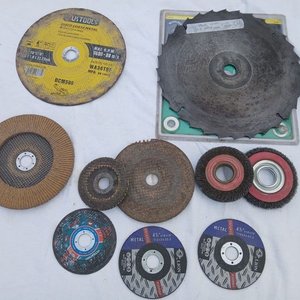 Lote anterior: Lote de 10 Discos para Madera y Metal, Cepillos y Sierras