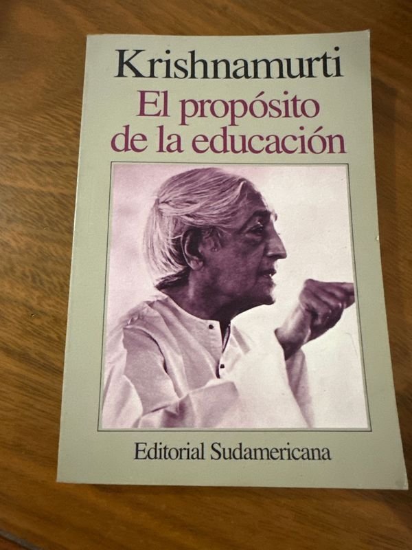 Lote siguiente: Libro: El propósito de la educación de Krishnamurti