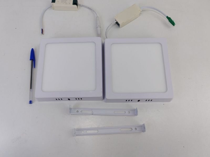 Dos Luces De Empotrar - Luces LED para Instalación - imagen 6