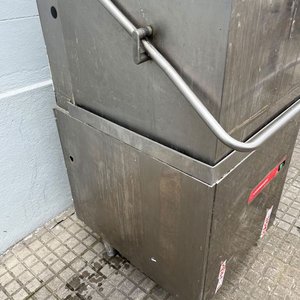 Lavavajillas Industrial Comenda de Capota en Acero Inoxidable Trifásico - imagen 6