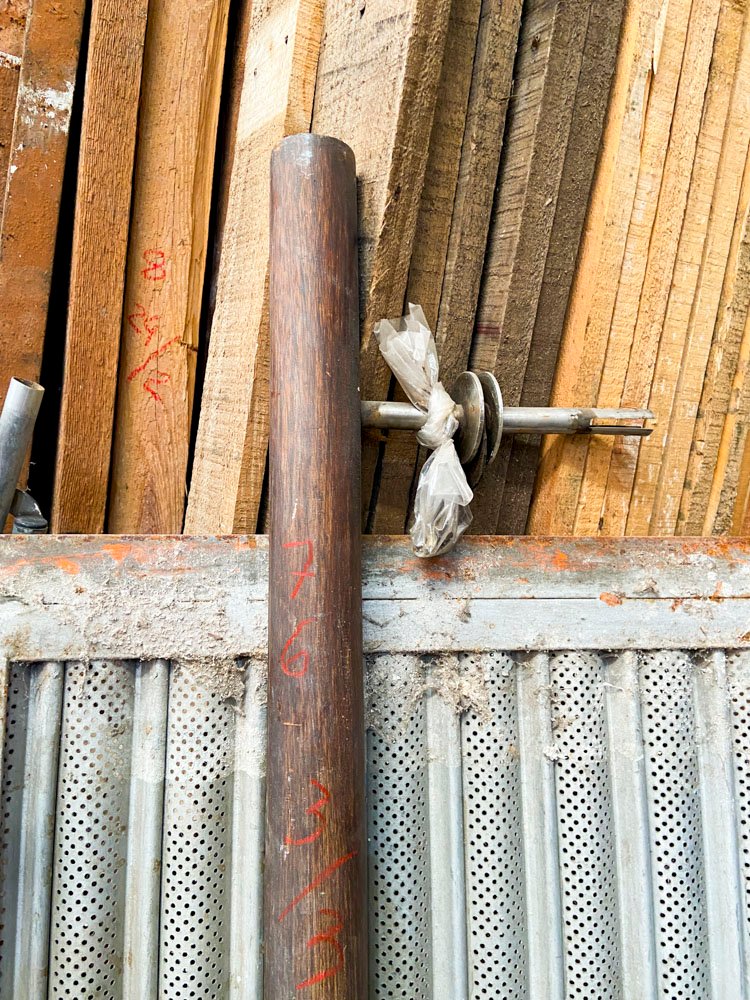 Pasamano de madera largo y resistente - imagen 2