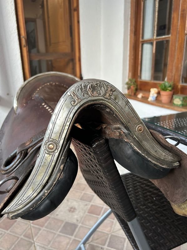 Montura de cuero para caballo en excelente estado - imagen 5
