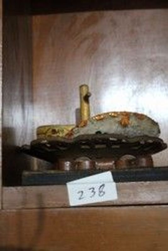 Item 856049 - Image 0