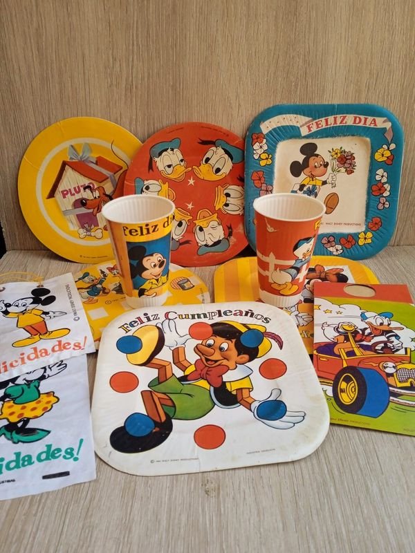 Colección de Artículos Walt Disney de la Década del 60 - imagen 2