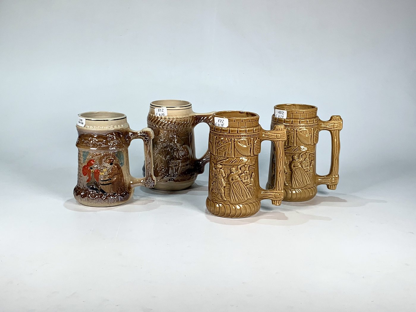 Lote de 4 jarras de cerámica para cerveza, Semana de Lavalleja 1981