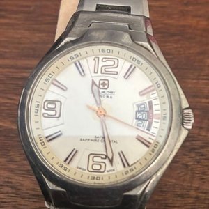 Reloj Swiss Military Hanowa Esfera Blanca Calendario Cristal Zafiro Caja y Brazalete Metálicos - imagen 2