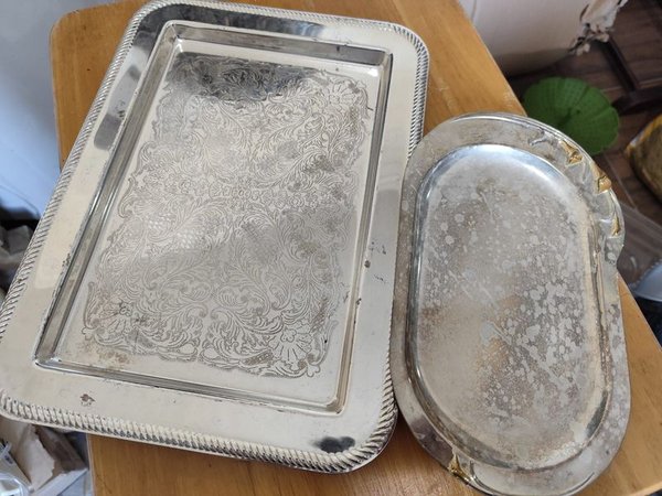 PLATINA Y BANDEJA EN PLATA CON DETALLE EN ORO - imagen 1