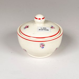 Cofre Alhajero de Loza Checa con Tapa y Flores, Diámetro 9.5 cm - imagen 2