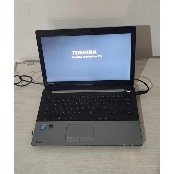 Notebook Toshiba Satellite C45 - Funciona