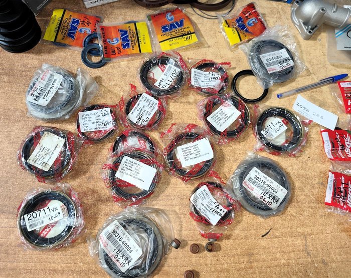 Item 16795 - Image 2