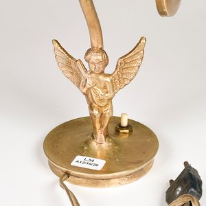 Lámpara de Escritorio con Figura de Angelito y Pantalla Dorada - imagen 3