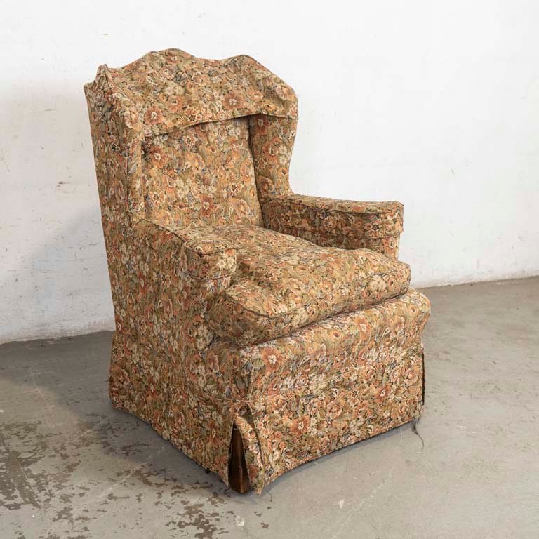 Berger Francés Tapizado en Gobelino Floral con Almohadón
