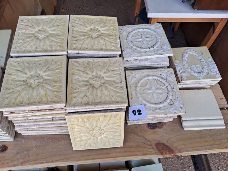 Lote anterior: Mayólicas cerámicas con relieve floral