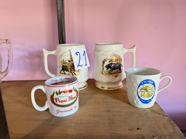 Tazas Céramicas con Imágenes de Toros - imagen 1