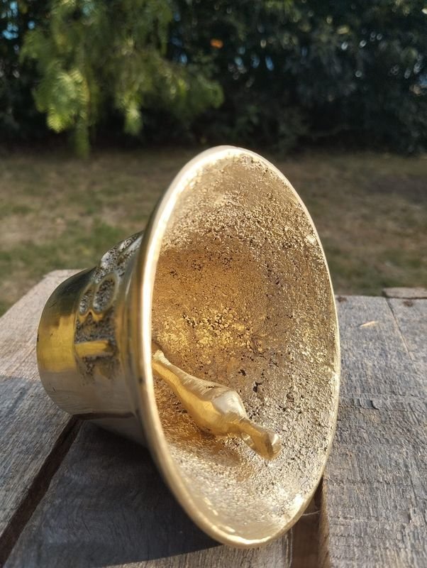 Campana de bronce pulido de 11 cm de diámetro x 11 cm de alto - imagen 3