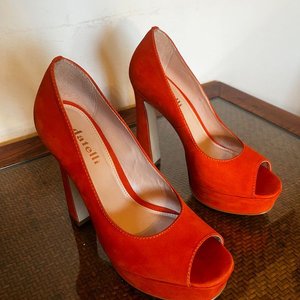 Zapatos de Gamuza Naranja Datelli Talle 37 Taco Plataforma - imagen 2