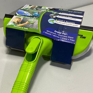 Mopa Microfibra Titan Twist Mop con Limpiavidrios Manual Rociador - imagen 6