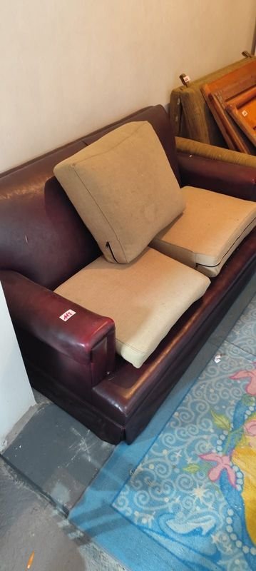 Sillón de 2 cuerpos bordó