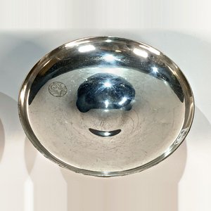 Par de Centros de Mesa Circulares de Metal con Pie Central - Bazar Colón - imagen 4