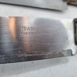 Set de 4 Cuchillos de Cocina Tramontina Acero Inoxidable con Mangos de Madera y Baquelita - imagen 3