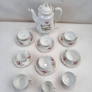 Juego de Café y Té de Porcelana M. Z. Austria con Flores Rosas y Verdes - imagen 3