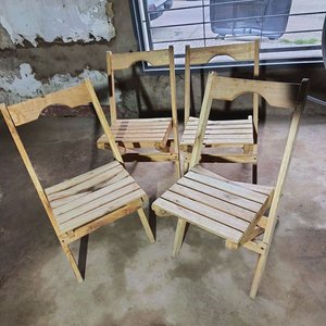 Lote anterior: Lote de 4 Sillas Plegables de Madera Natural