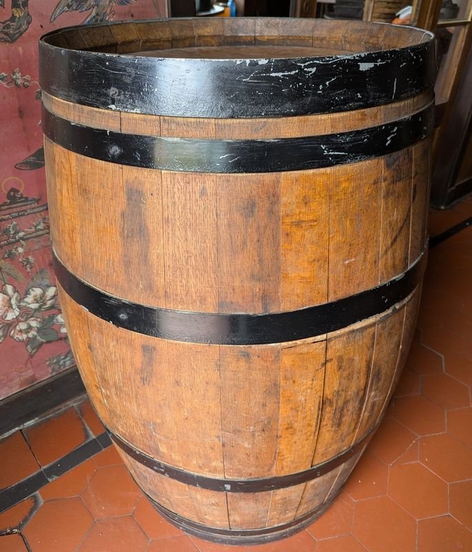 Gran barril en madera de roble con publicidad de Familia Deicas - imagen 4