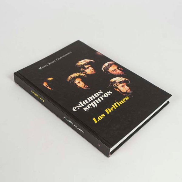 Libro "Los Delfines Estamos Seguros" de Miguel Ángel Capiello - imagen 1