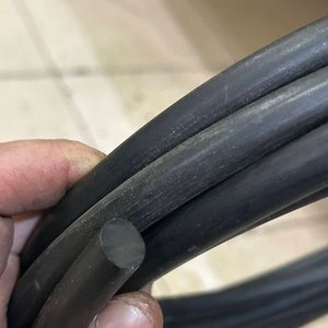 Lote de Cables de Goma y Aros Selladores - imagen 5